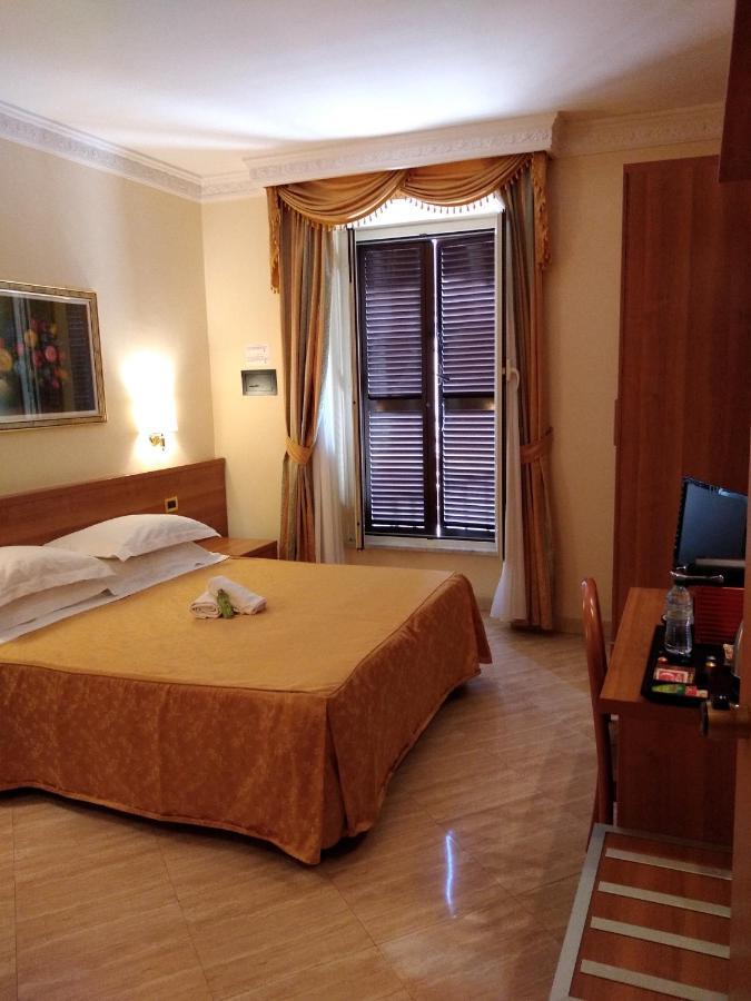 Hotel Magic House Rzym Zewnętrze zdjęcie