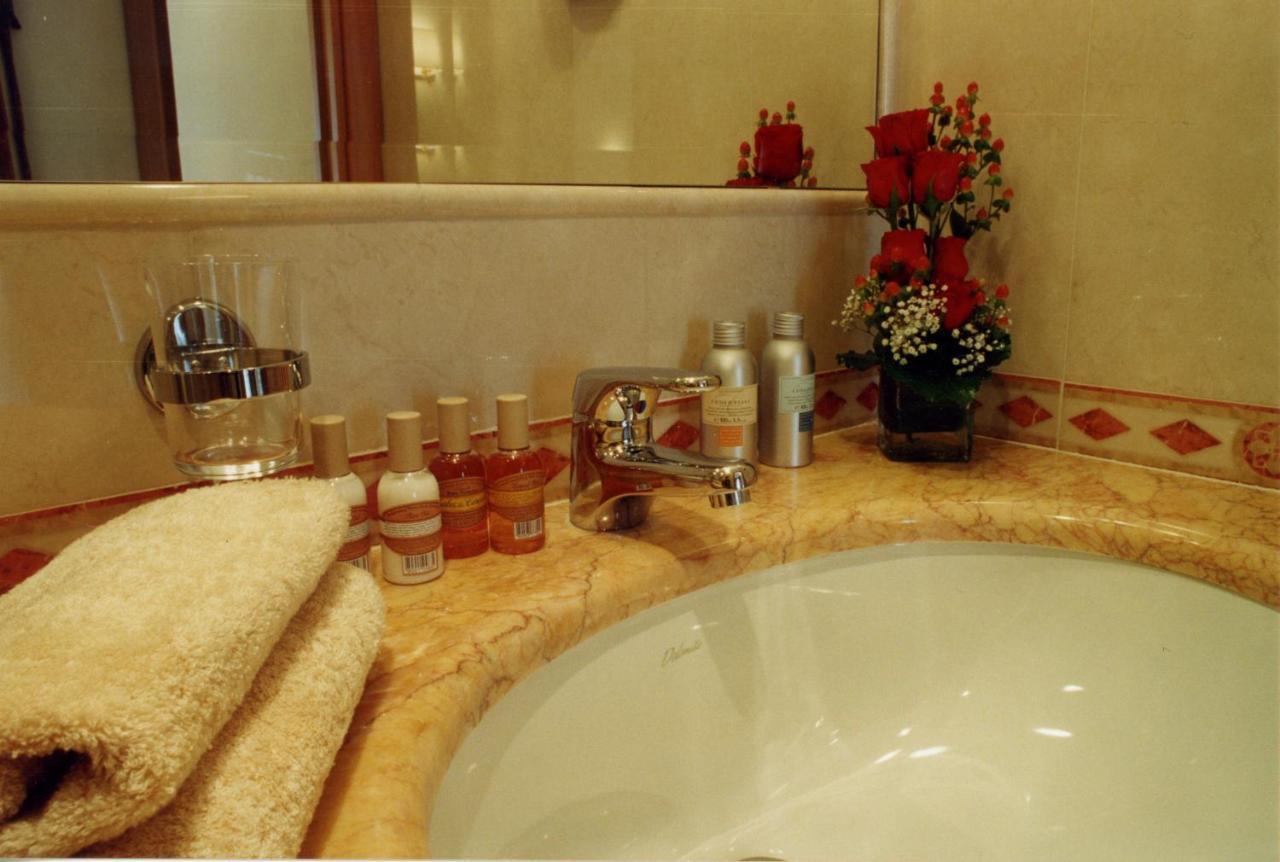 Hotel Magic House Rzym Zewnętrze zdjęcie