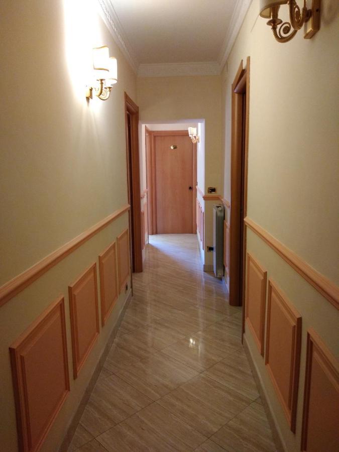 Hotel Magic House Rzym Zewnętrze zdjęcie